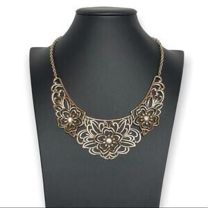 Thalia Sodi Floral Statement Necklace Gold Tone Clear Rhinestones NWOT